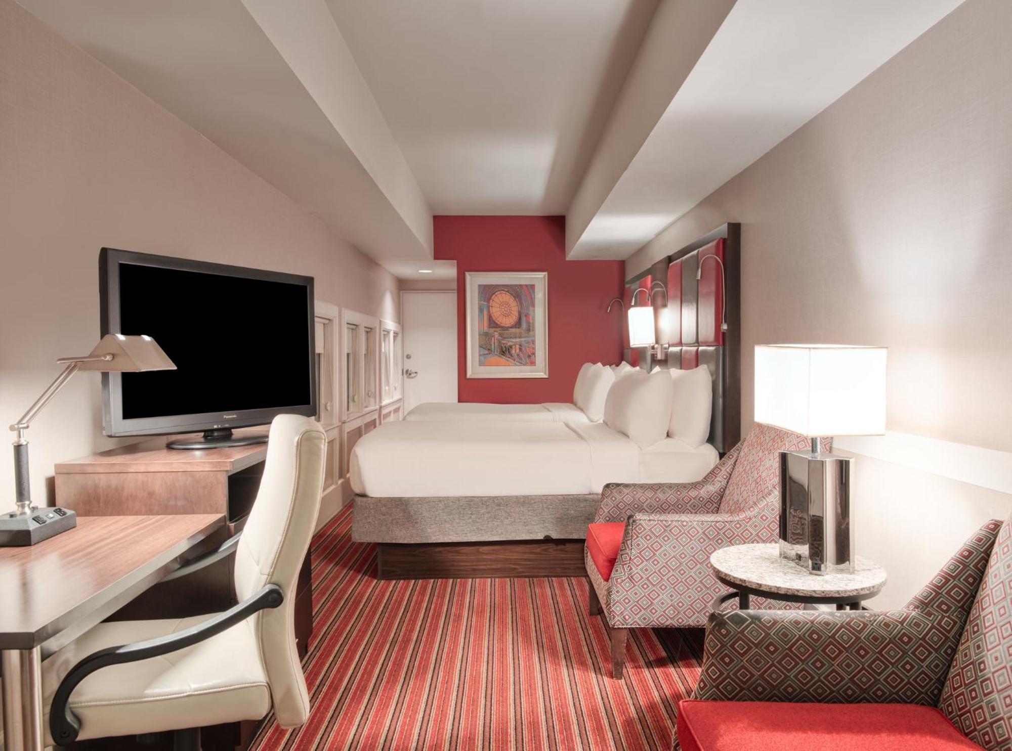 Отель Crowne Plaza Indianapolis-Dwtn-Union Stn By Ihg Экстерьер фото