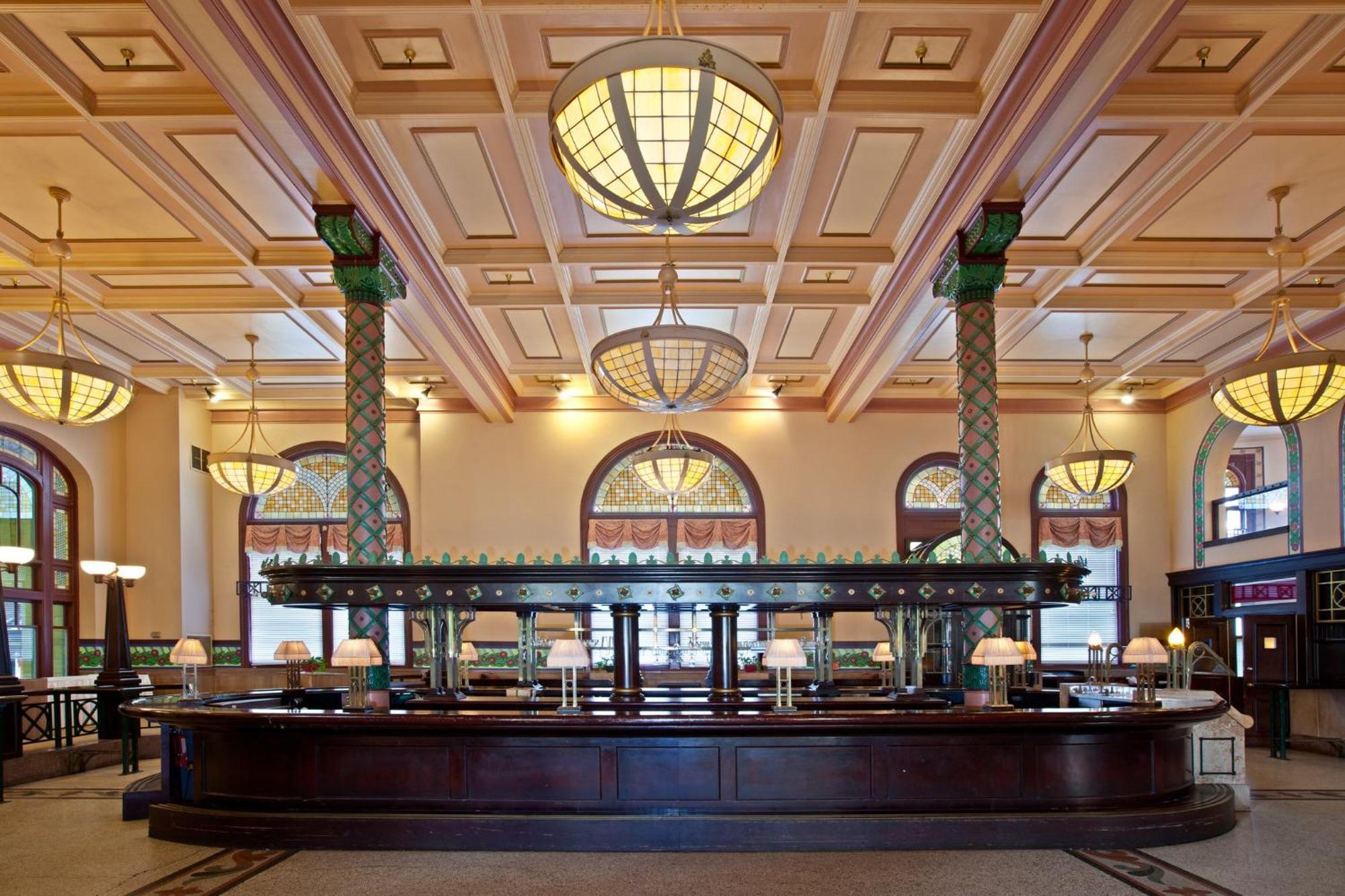 Отель Crowne Plaza Indianapolis-Dwtn-Union Stn By Ihg Экстерьер фото