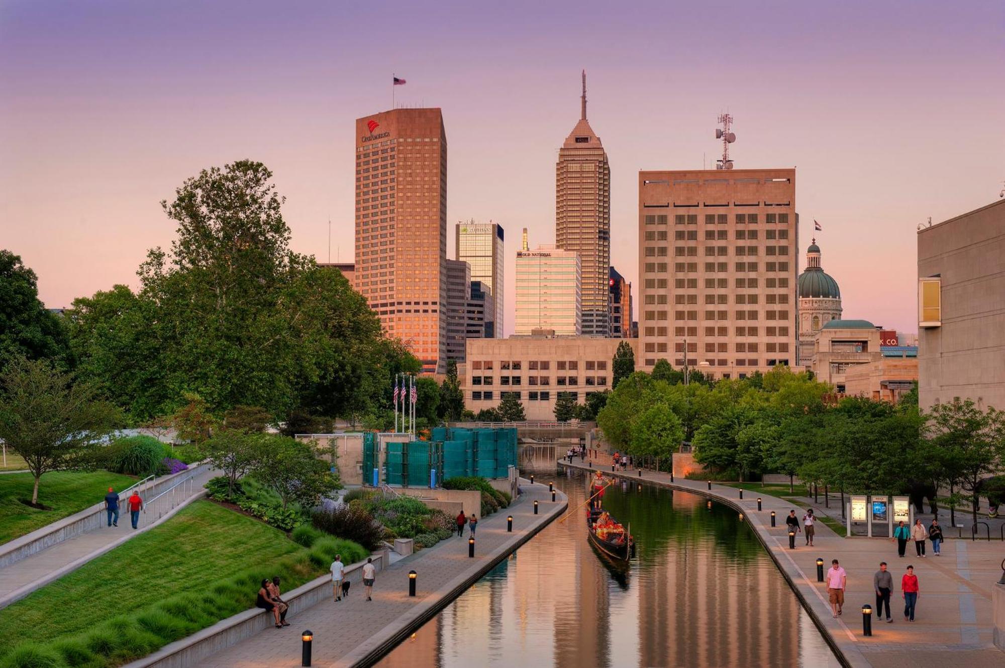Отель Crowne Plaza Indianapolis-Dwtn-Union Stn By Ihg Экстерьер фото